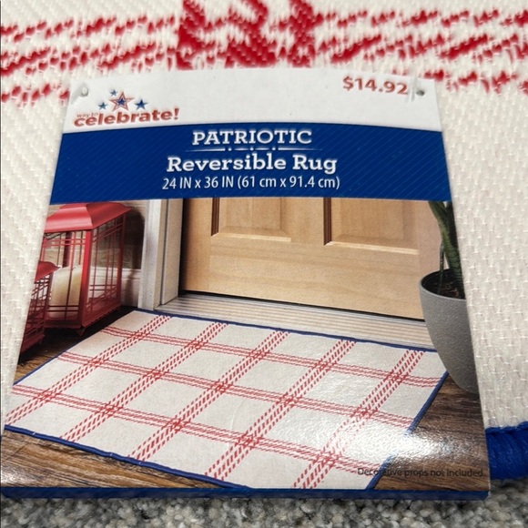 2 Patriotic Reversible Rug with Red and Blue Accents - Picture 5 of 8